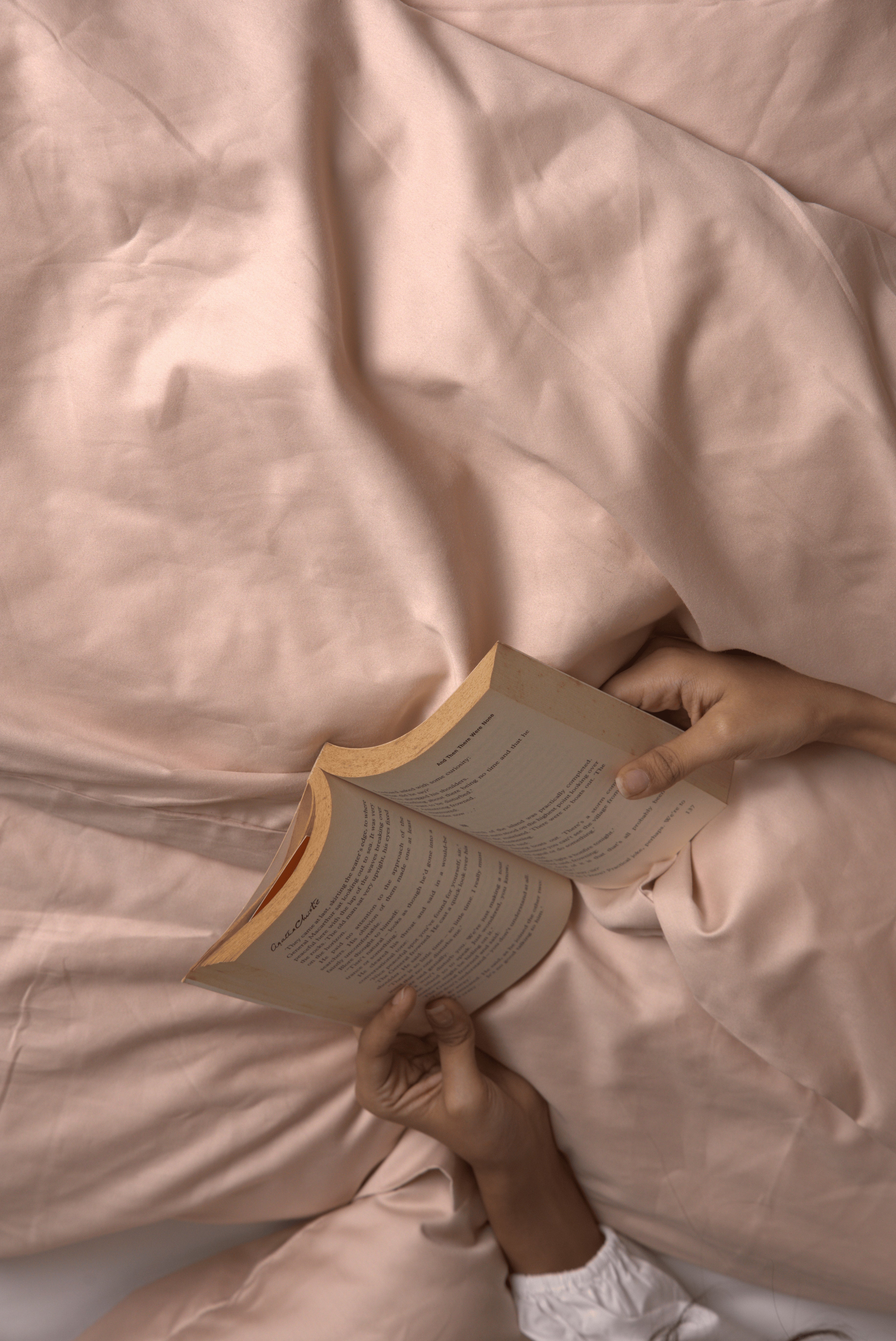 Muse Duvet Cover | 400 Thread Count
