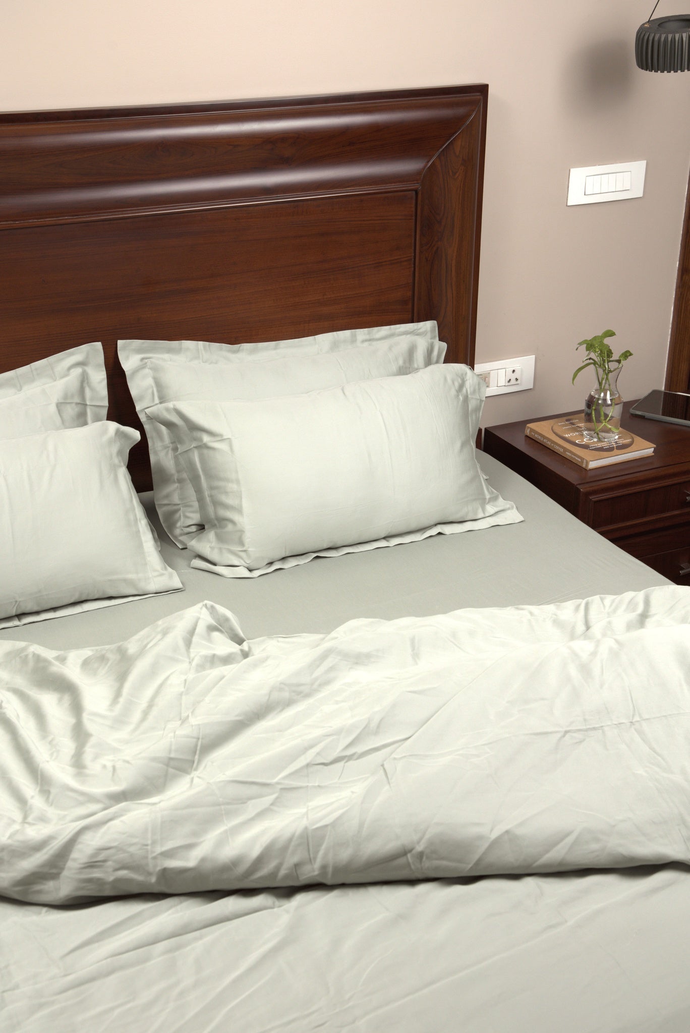 Muse Duvet Cover | 400 Thread Count